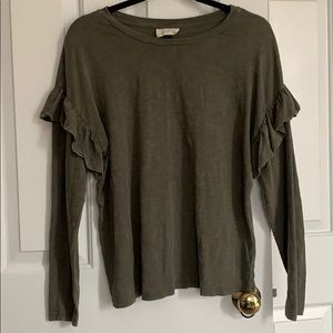 Long sleeve top